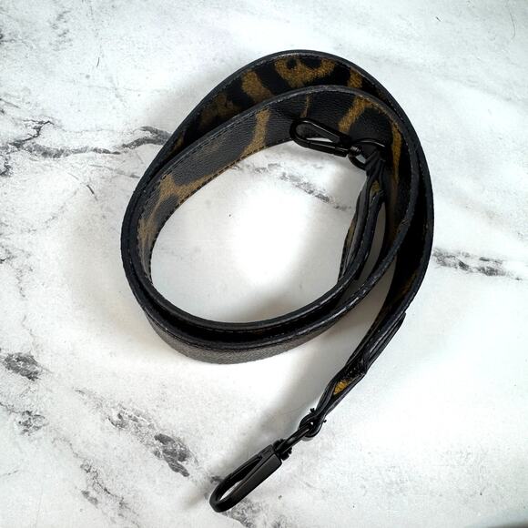 Louis Vuitton Leopard Bandouliere Bag Shoulder Strap Leather Animal Print LV - Picture 4 of 9